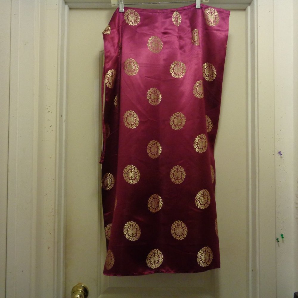 ASIAN VINTAGE MAXI TIE BURGANDY & GOLD DISCS SKIRT X L